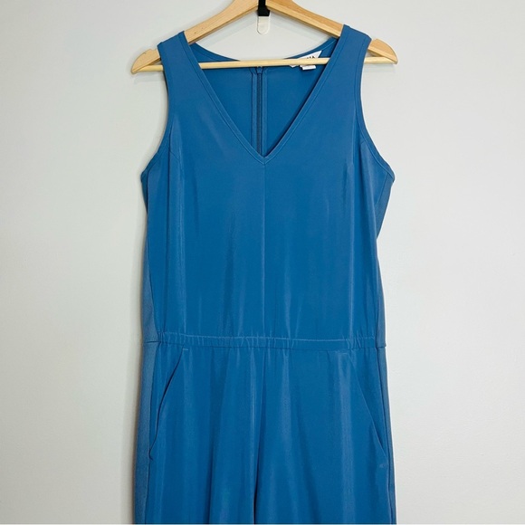 Athleta Brooklyn Blue Sleeveless Jumpsuit with Relaxed Fit size 6 - Picture 3 of 7